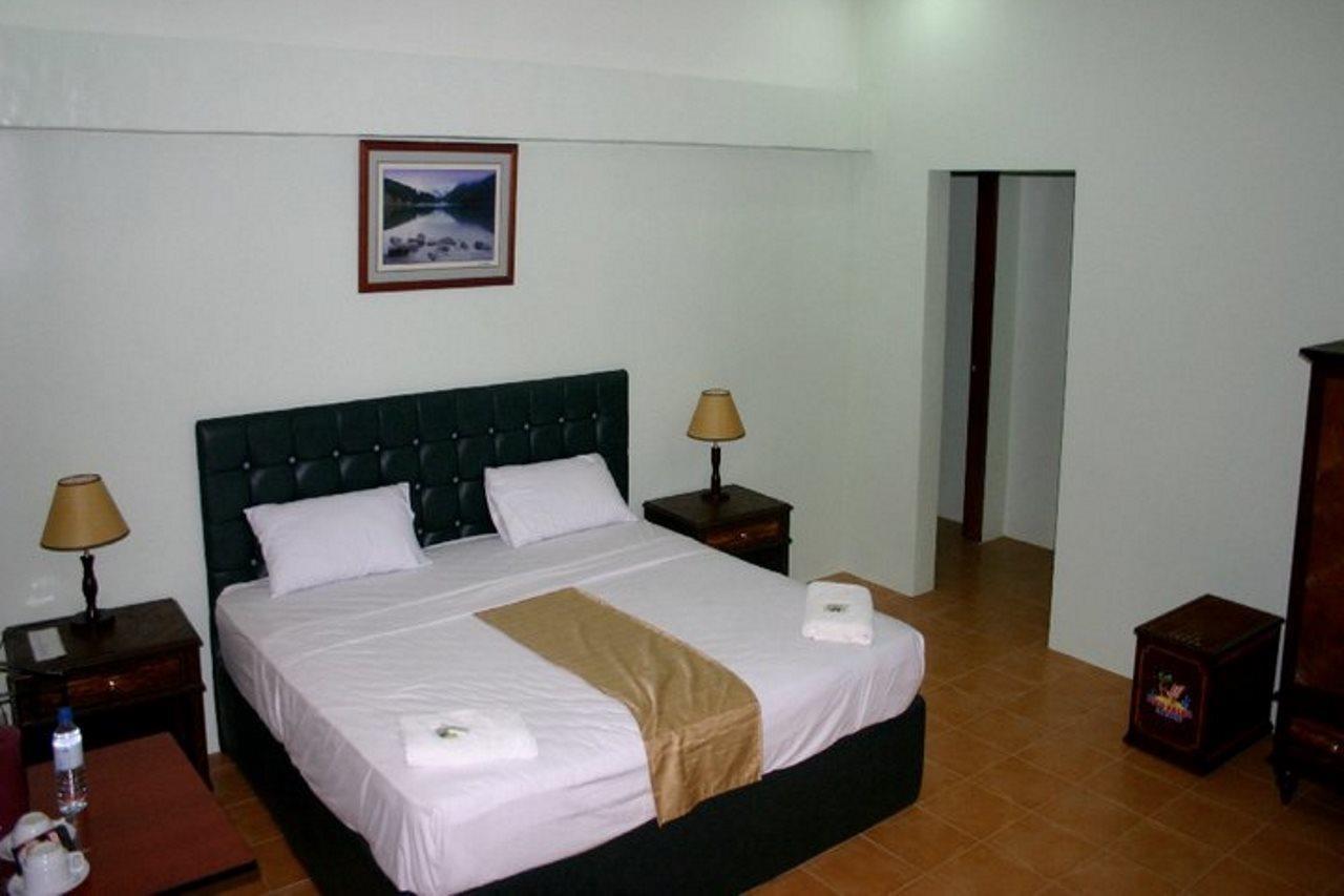 Danao Coco Palms Resort Себу Экстерьер фото